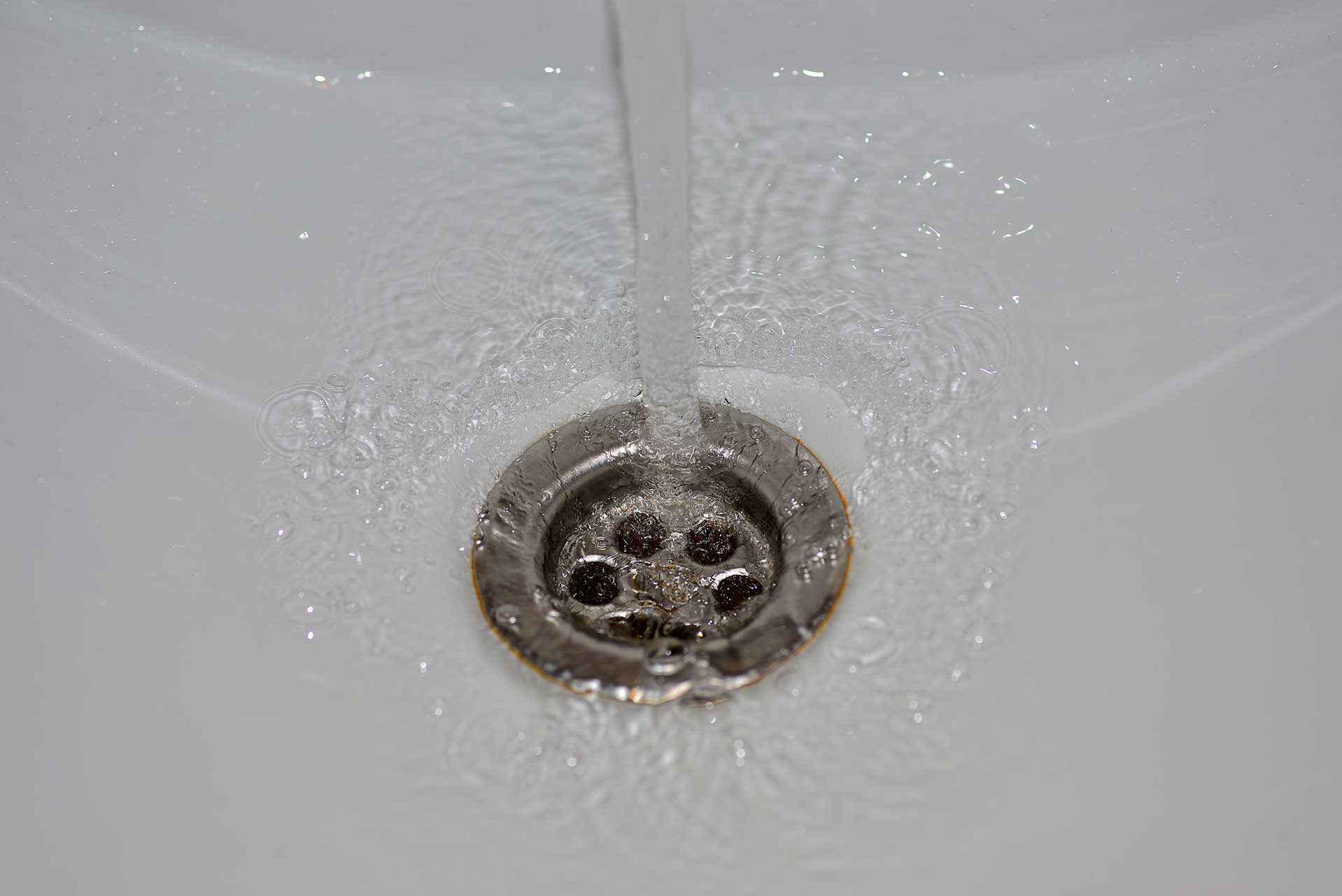 A2B Drains provides services to unblock blocked sinks and drains for properties in Maida Vale.